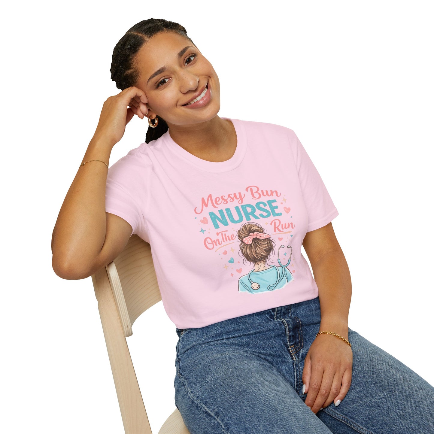 Messy Bun Nurse On The Run Shirt – Cute Nurse T-Shirt for Women – Funny RN CNA Nursing Student Tee – Nurse Gift for Her, Medical Worker Apparel