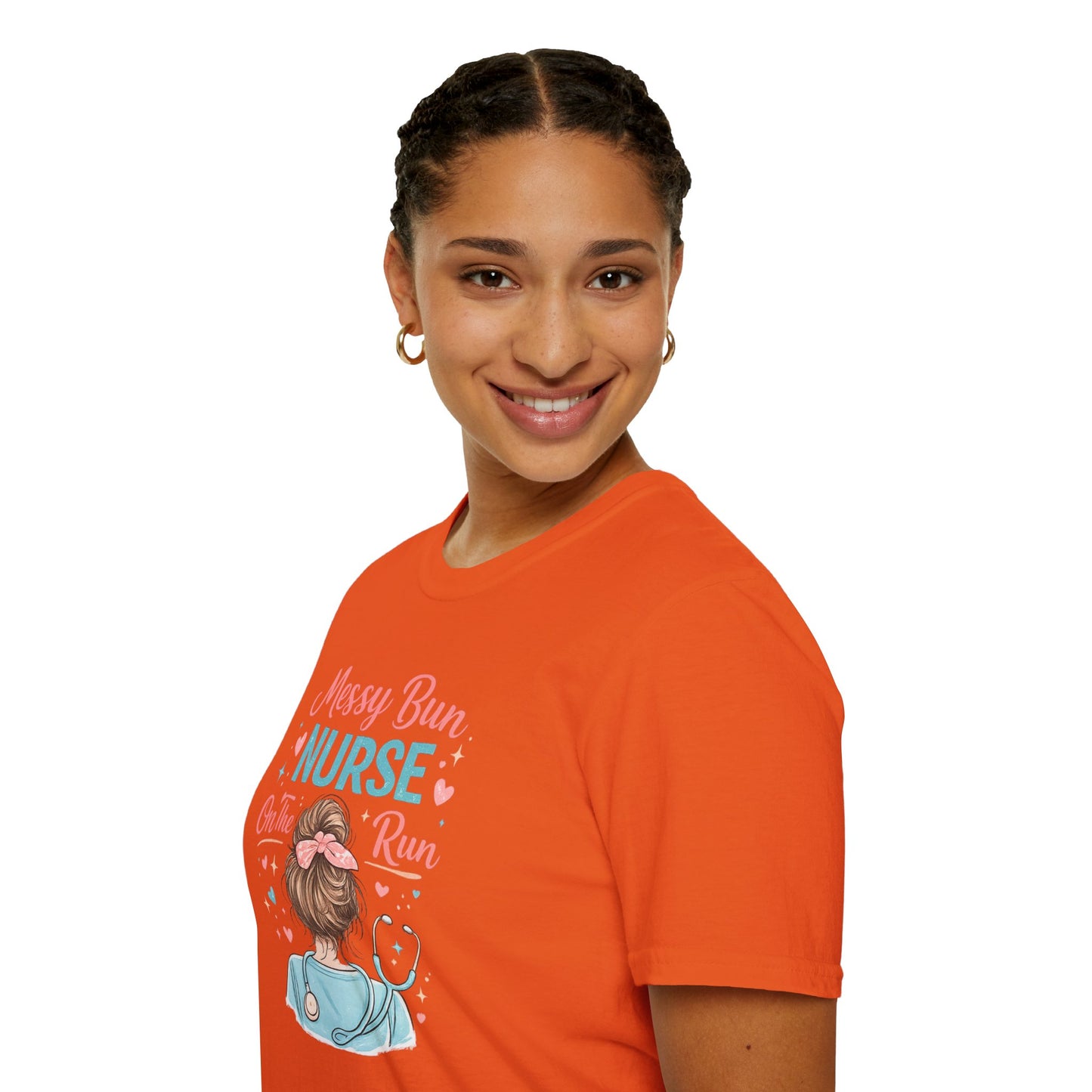 Messy Bun Nurse On The Run Shirt – Cute Nurse T-Shirt for Women – Funny RN CNA Nursing Student Tee – Nurse Gift for Her, Medical Worker Apparel
