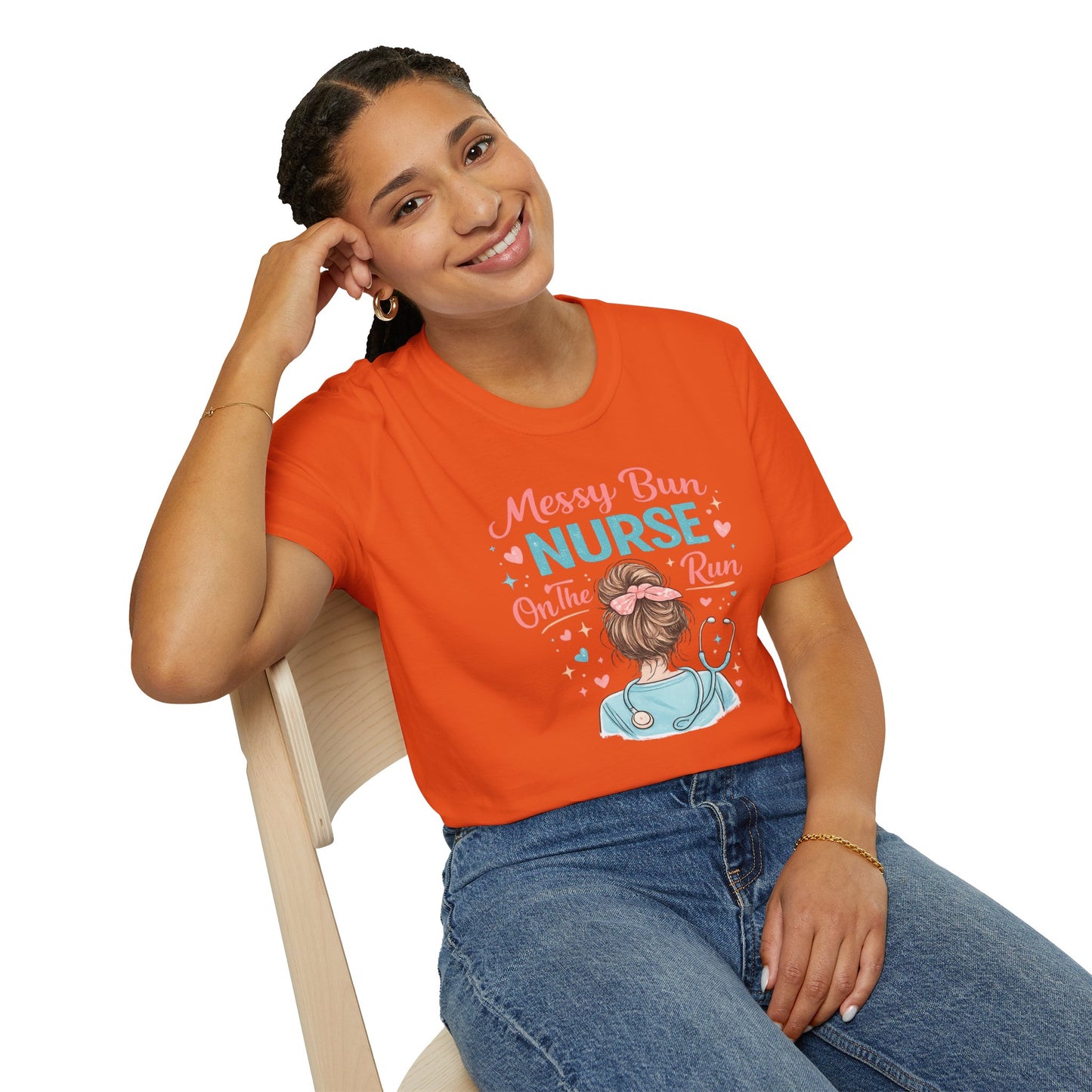 Messy Bun Nurse On The Run Shirt – Cute Nurse T-Shirt for Women – Funny RN CNA Nursing Student Tee – Nurse Gift for Her, Medical Worker Apparel