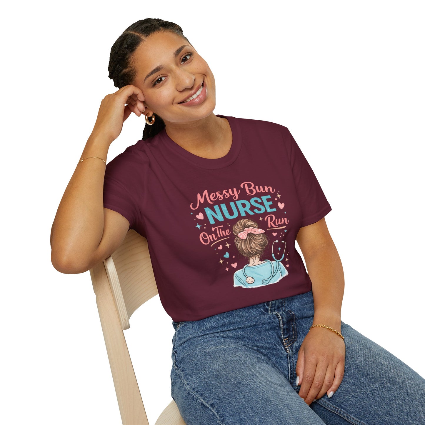 Messy Bun Nurse On The Run Shirt – Cute Nurse T-Shirt for Women – Funny RN CNA Nursing Student Tee – Nurse Gift for Her, Medical Worker Apparel
