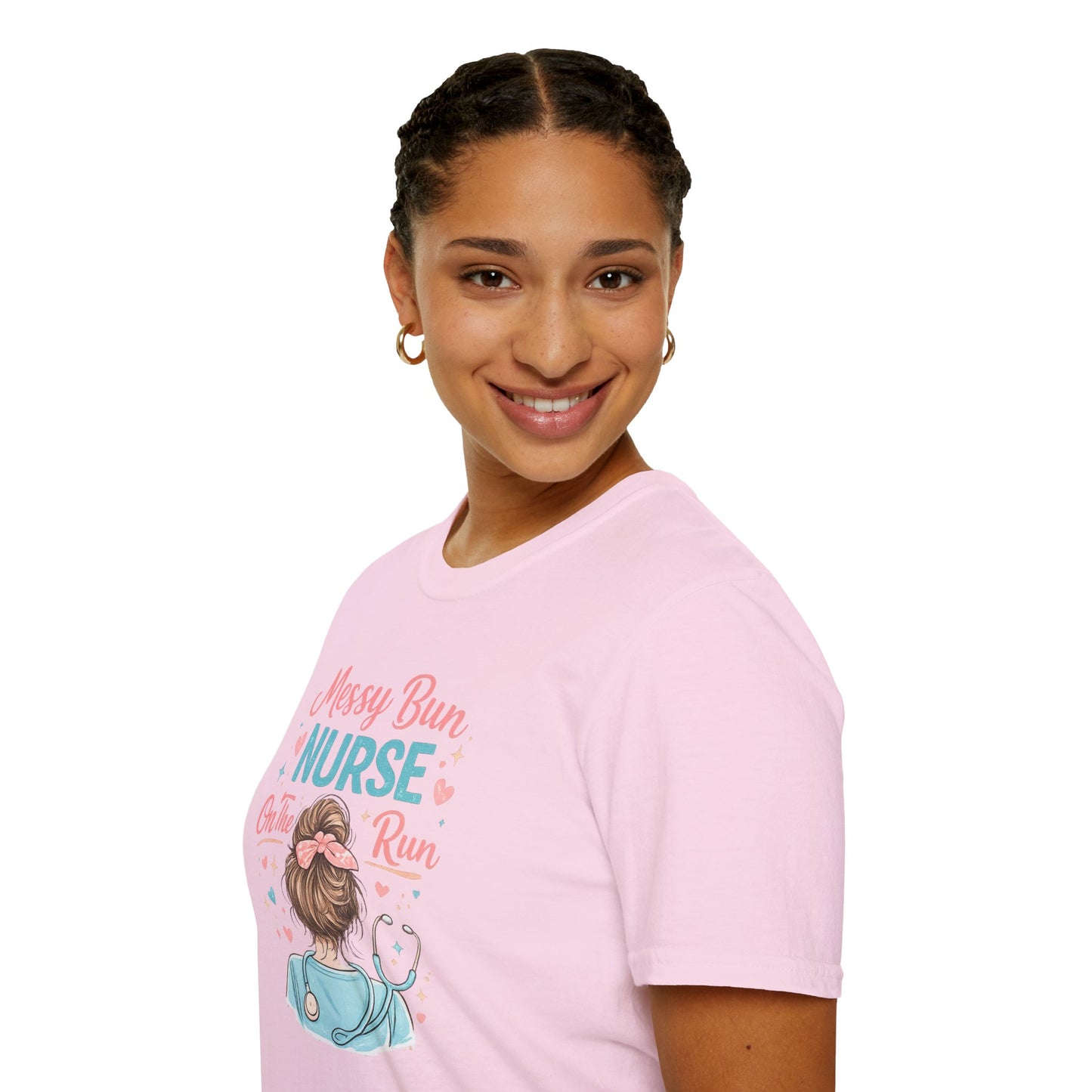 Messy Bun Nurse On The Run Shirt – Cute Nurse T-Shirt for Women – Funny RN CNA Nursing Student Tee – Nurse Gift for Her, Medical Worker Apparel