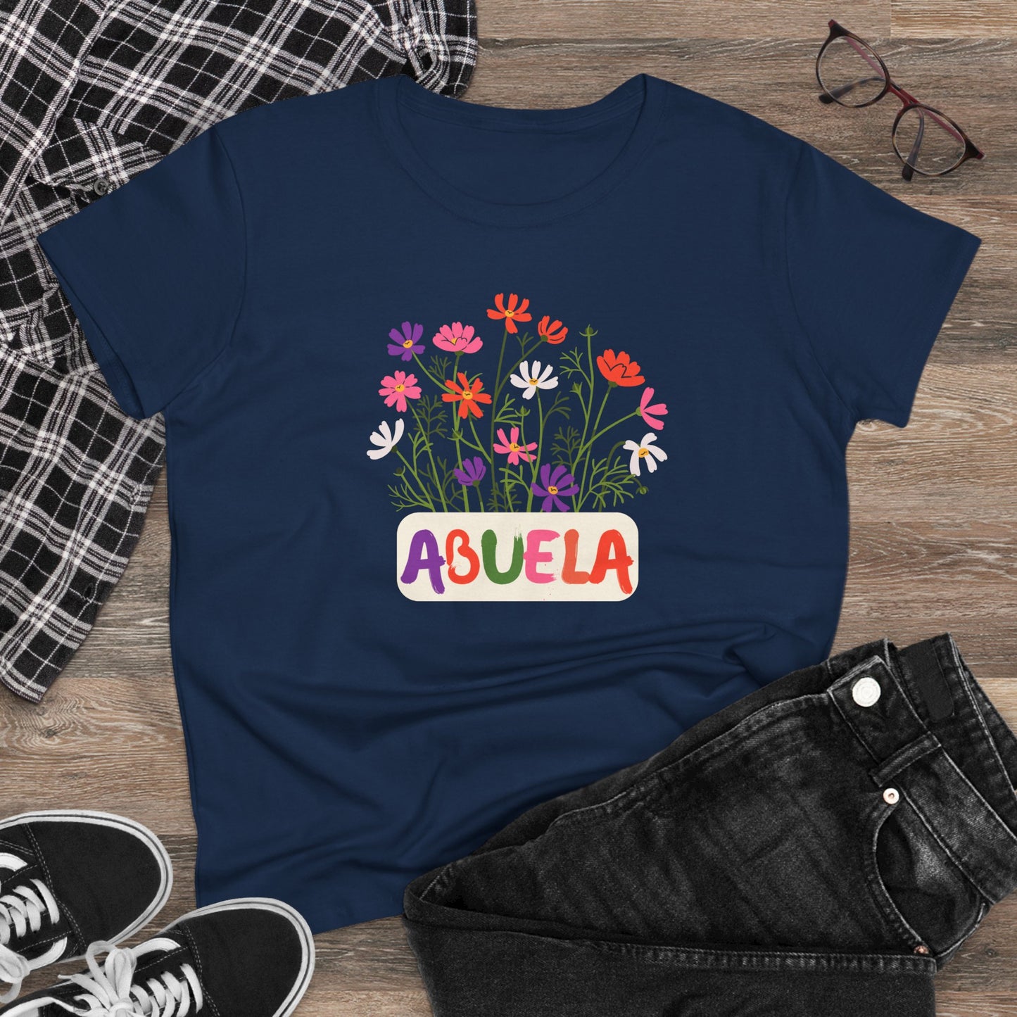 Abuela con Flores Shirt, Gift for Grandma, Gift for Abuela, Mothers Day Gift, Dia de las madres regalo, Abuela Gifts, Gift for Mom