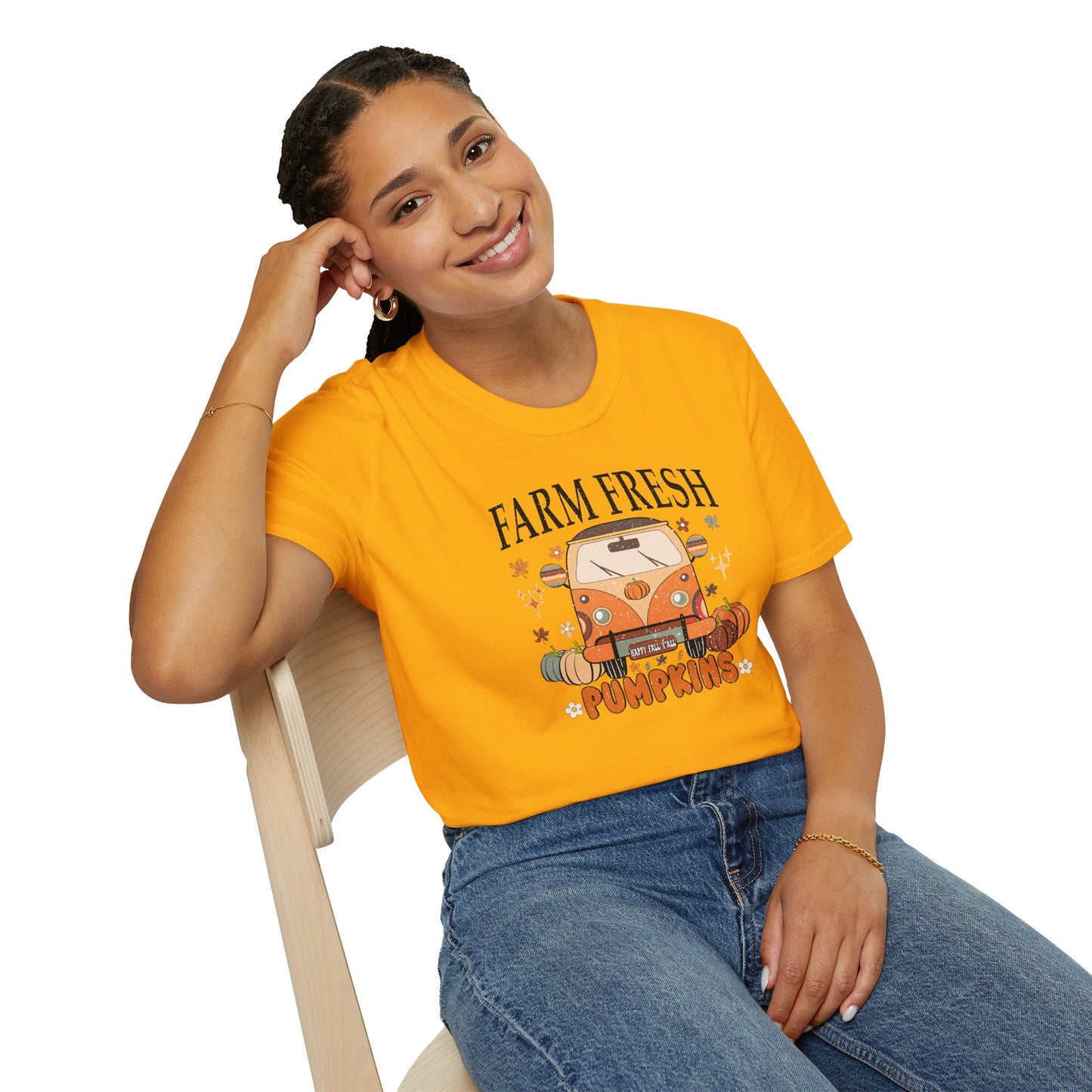 Farm Fresh Pumpkin Happy Fall Yall T-Shirt - Women's Autumn Tee, Thanksgiving Shirt, Pumpkin Thanksgiving Tee, Cozy Fall Tee for Her