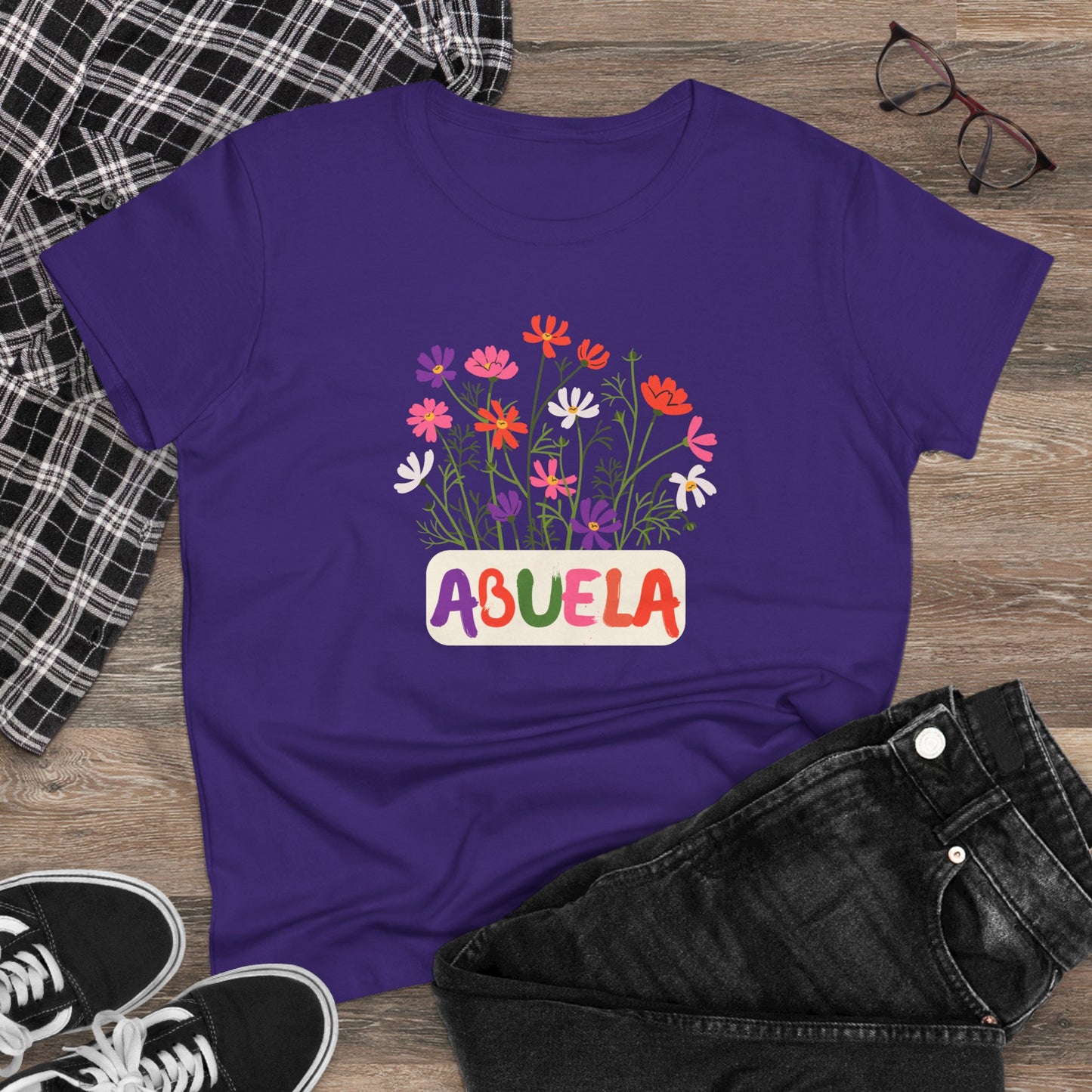 Abuela con Flores Shirt, Gift for Grandma, Gift for Abuela, Mothers Day Gift, Dia de las madres regalo, Abuela Gifts, Gift for Mom