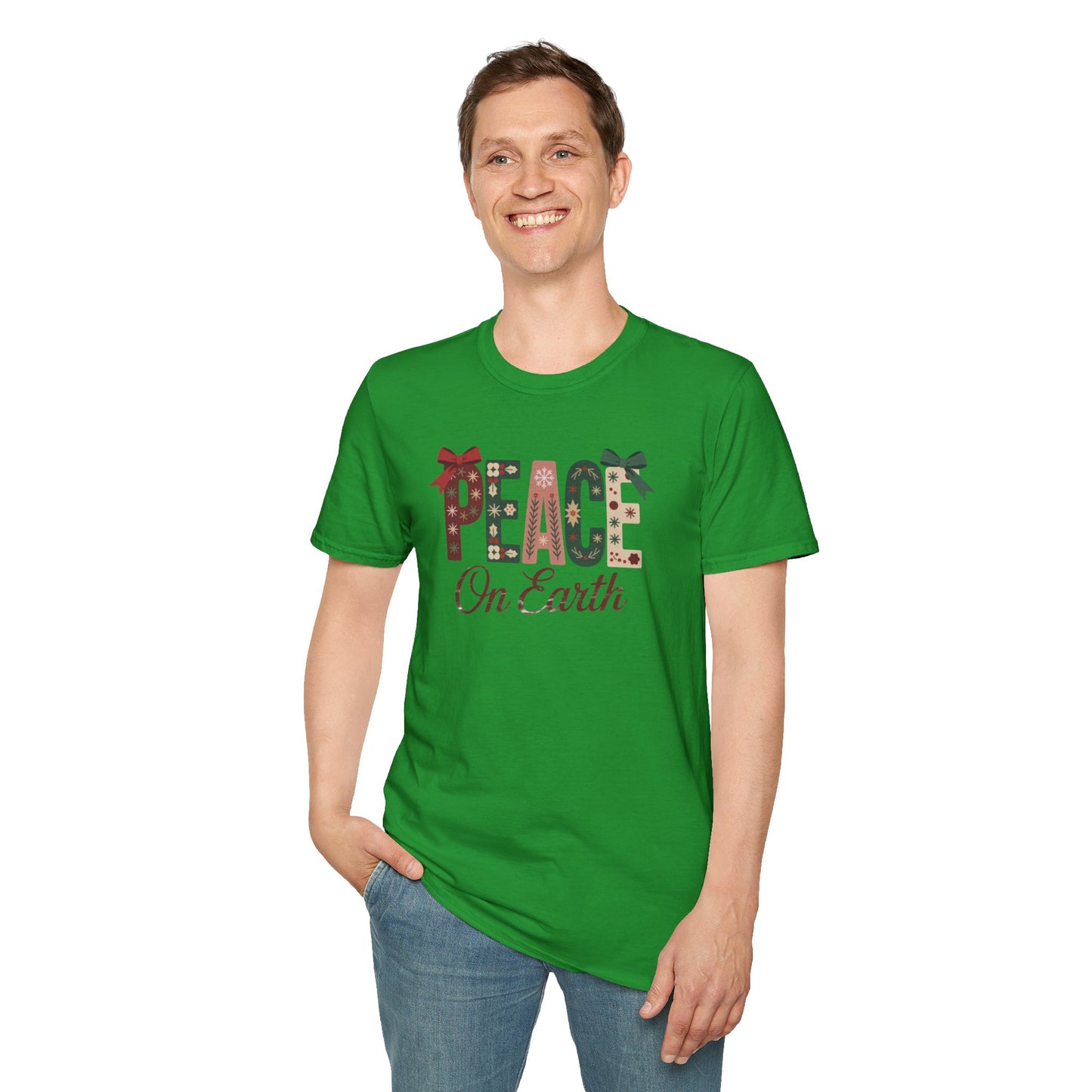 Joy and Peace Christmas T-Shirt – Festive Holiday Typography Tee with Wreath Design, Inspirational Christmas Shirt
